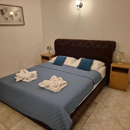 Villa Nikola Kentera Свети-Стефан Экстерьер фото